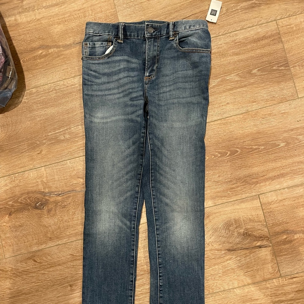Boys, 16 slim Gap , skinny jeans. NWT